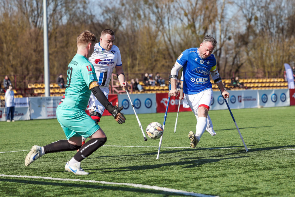 EKSTRAKLASA - POZNAŃ
